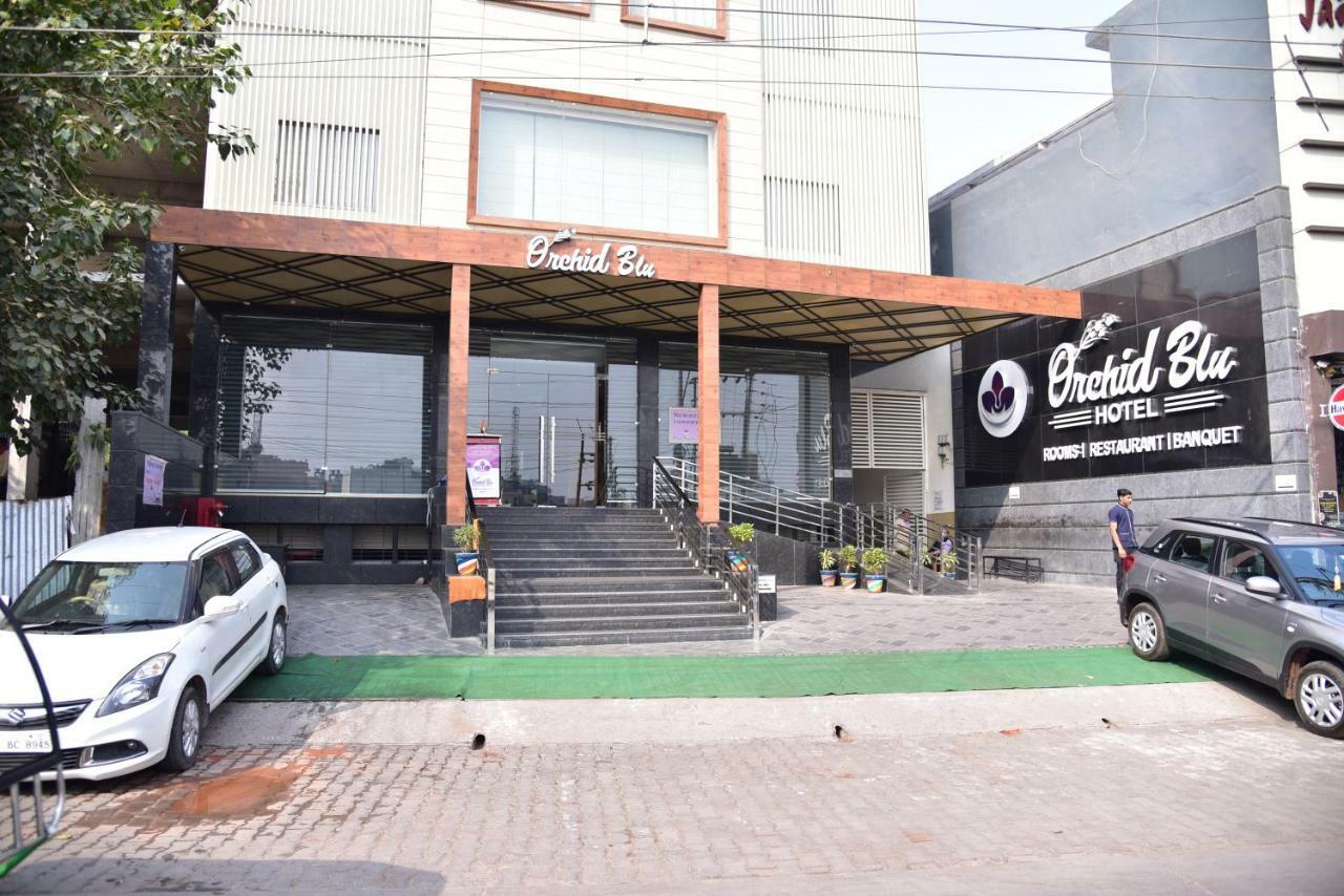 Hotel Orchid Blu Alīgarh 외부 사진
