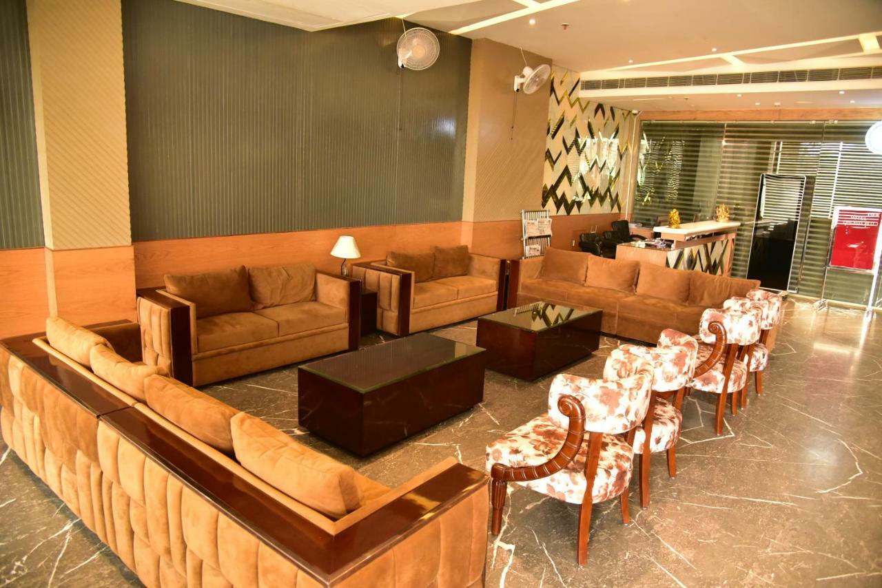 Hotel Orchid Blu Alīgarh 외부 사진