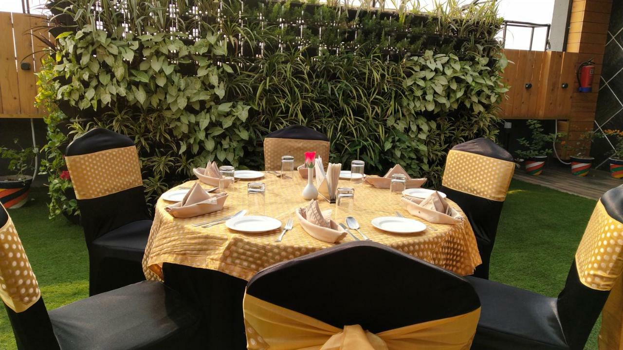 Hotel Orchid Blu Alīgarh 외부 사진
