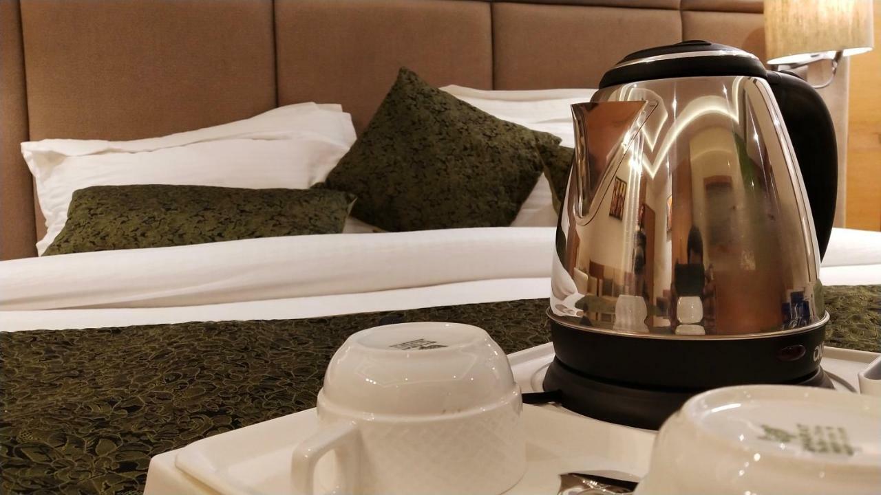 Hotel Orchid Blu Alīgarh 외부 사진